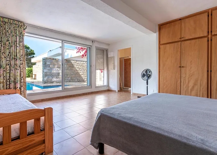 Vakantiehuis Parad'isula - Avec Piscine A Porticcio *